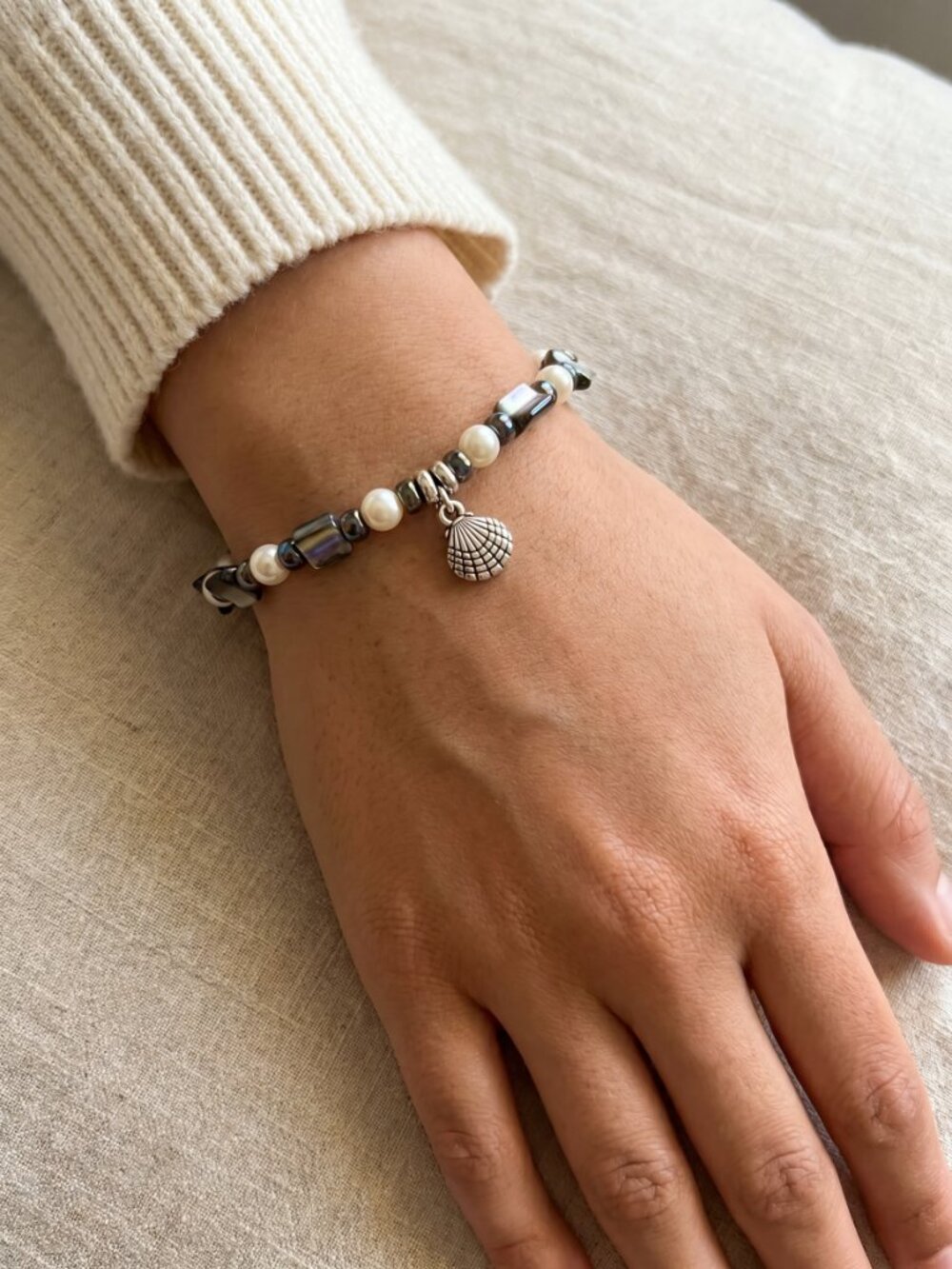 Designs by Forte Coastal Seashell Pearl Stretch Bracelet